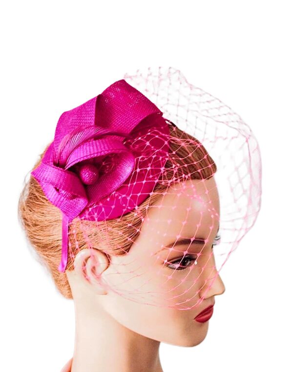 Fascynator z woalką na opasce fuksja Betty